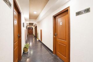 Super Townhouse Oak ONGC Crossway Formerly Hotel Gold Stone Comfort - 5