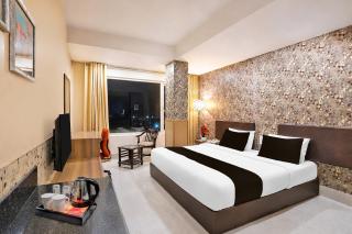 Super Townhouse Oak ONGC Crossway Formerly Hotel Gold Stone Comfort - 7