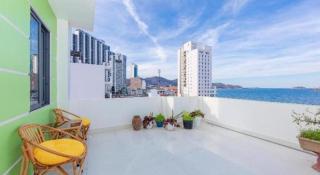 OYO 1028 Flower House Apartment - 7