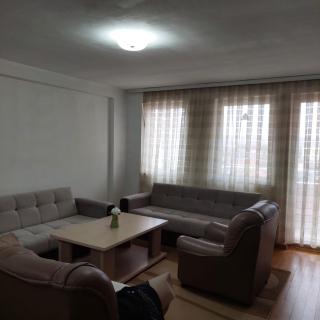 Banese ne qender , afer xhamis 4 Llullat rruga Mustafa Kruja - 2