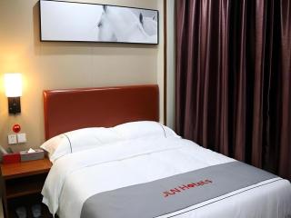 Jun Hotel Guangxi Wuzhou Changzhou District Fengye Garden - 1