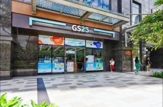 Luxury 3BR Tresor D4 APT Near Center - Bitexco View - 5