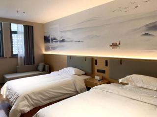 GreenTree Inn Wuxi Changjiang North Road Jincheng Road Express Hotel - 2
