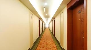 GreenTree Inn Jiangsu Wuxi Huishan High-Speed Rail Qianzhou Chongwen Road Business Hotel - 7