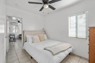 Casita on Jacinto Centrally Located - 8