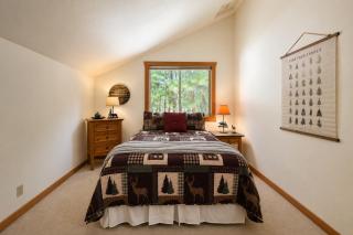 Pine Tree Cottage by NW Comfy Cabins - 4