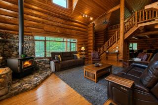 Soaring Pines Lodge by NW Comfy Cabins - 8