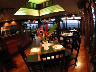 Thaton Hill Resort - 9