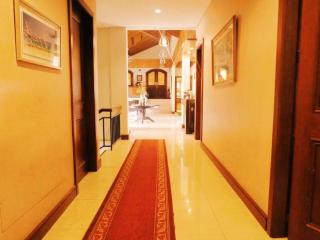 Country Chateau Hotel - 9