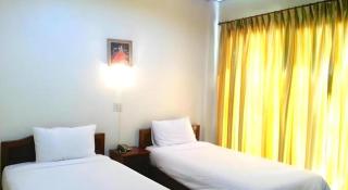 Sisavath Hotel - 4