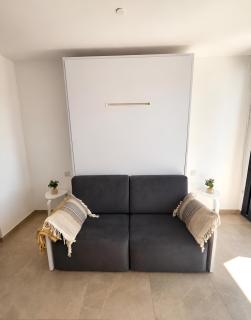 Luxury Studio in E1 - Heated Pool, Spa & Gym Access - 7
