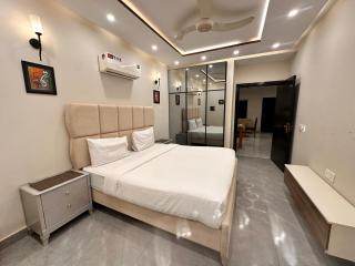 Spacious 2 Bed Apartment SF06 Air Avenue DHA Phase 8 near Ring Road AirPort Near Park - 7