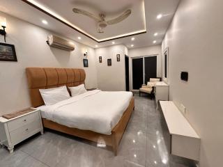 Spacious 2 Bed Apartment SF06 Air Avenue DHA Phase 8 near Ring Road AirPort Near Park - 5