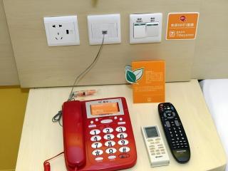 7 Days Inn Chengdu Huayang Metro Station Binfen Plaza - 3