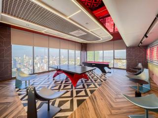 45th Floor Apartment at Time Square 5 - 7