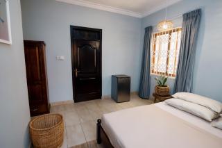 Agbogba Tropical Villa - Spacious-Cozy-Green - 1