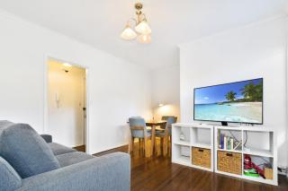 Park Street Apartment - St Kilda West - Melbourne - 5