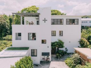 Tree House Café & Homestay - 0