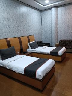 Hotel Rahul Palace - 8