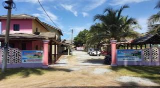OYO 90302 Dimuara Chalet Tok Bali - 3