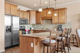 Smirnoff Pointe Lakefront - 8