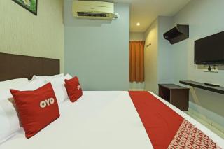 Hotel O M Three Hotel - 1