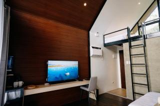 Grey Rock Mountain Cabin w/ Jacuzzi - 1