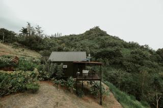 Grey Rock Mountain Cabin w/ Jacuzzi - 6