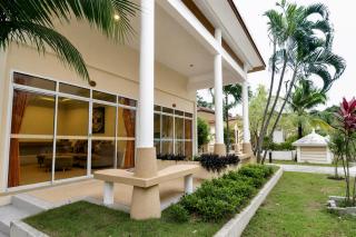 Blue Palm Seafront Resort Phuket - 4
