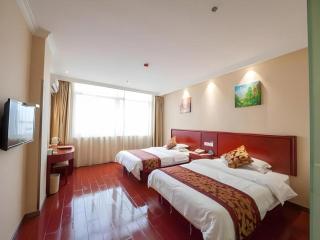 GreenTree Inn Jiangsu Nantong Qidong Bus Station Express Hotel - 1