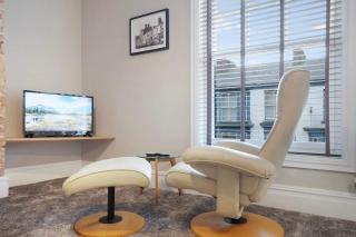 19b Hayward House - 7