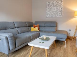 Sundale House - 6