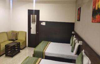 Hotel Grand Gayathri - 1