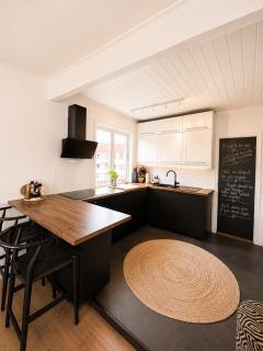 ONS 2026 - Modern 3-Bedroom Apartment - 6