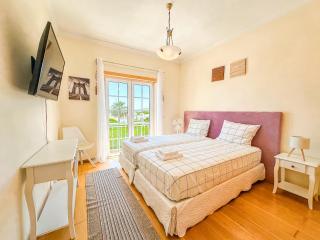 BnB Homes Paradise View Villa with 3 bedrooms & 2 swimming pools - 4