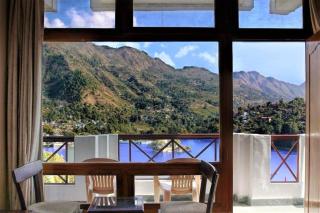 Hotel Lake Inn - A Luxury Lake View Hotel - 2