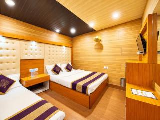 The Mall Road Hotel Flaties Nainital Onsite Restaurant - Member By VR Group - 1