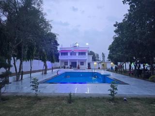 Paradise Gomti Pool - 0