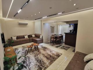 El Essam Pyramids View Luxury Apartment - شقة آل عصام الفندقية الفاخرة - إطلالة الأهرامات - 9