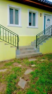 Peaceful Studio Retreat in Lozova - Your Private Garden Escape authentic Moldovan village experience - 4