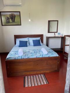 Thimira Mist - Entire Home in Kandy City with Mountain-View - 1