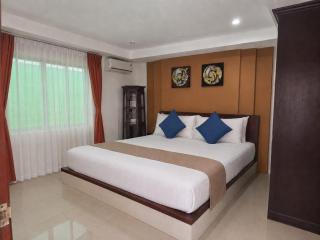 Blue Palm Seafront Resort Phuket - 9
