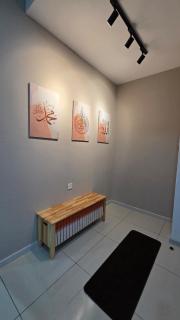 Spacious Family Home at Serene Heights - 9