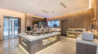 Palace Hotel (Huilong Guandong Street Subway Station LONG Street) - 1