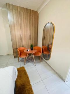 Parklane Bed and breakfast - 3