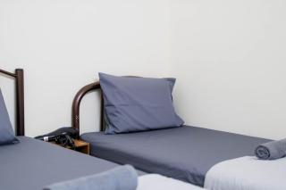 Comfy Family 4BR Terrace House 9 Pax with Free Netflix & WiFi - 2