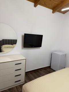 Velipoja Guest House 1 - 3