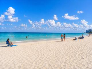 Casablanca Residences Miami Beach - 1