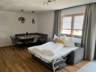 MAVI Apartment ZILLERTAL - nähe ALLER BERGBAHNEN im ZILLERTAL, Badesee Schlitterer See, Radweg, Achensee, Inntal & Innsbruck - 4