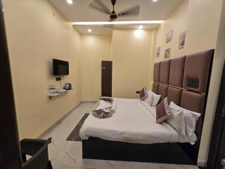 Hotel Nandan 200 Mtr From Ram Mandir - 5